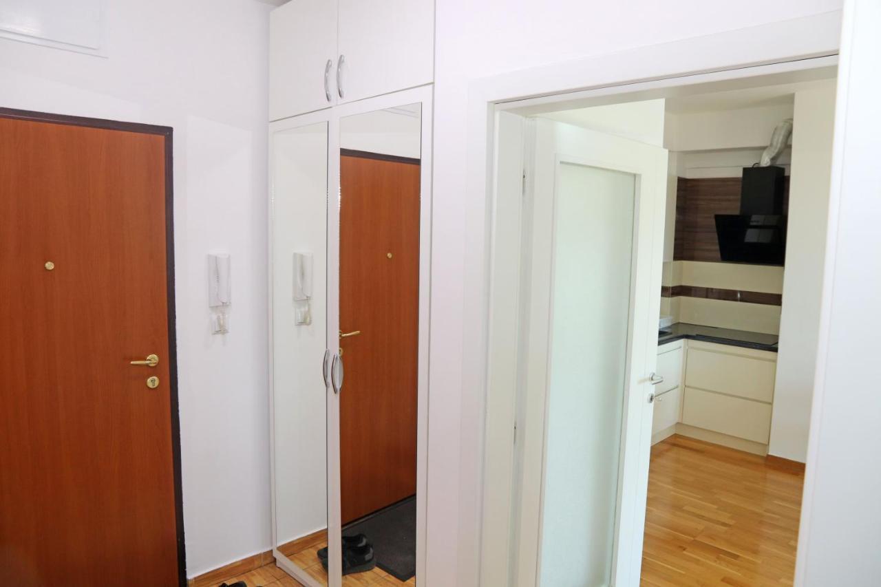 Apartment Cecovic - Mellain Tuzla Luaran gambar